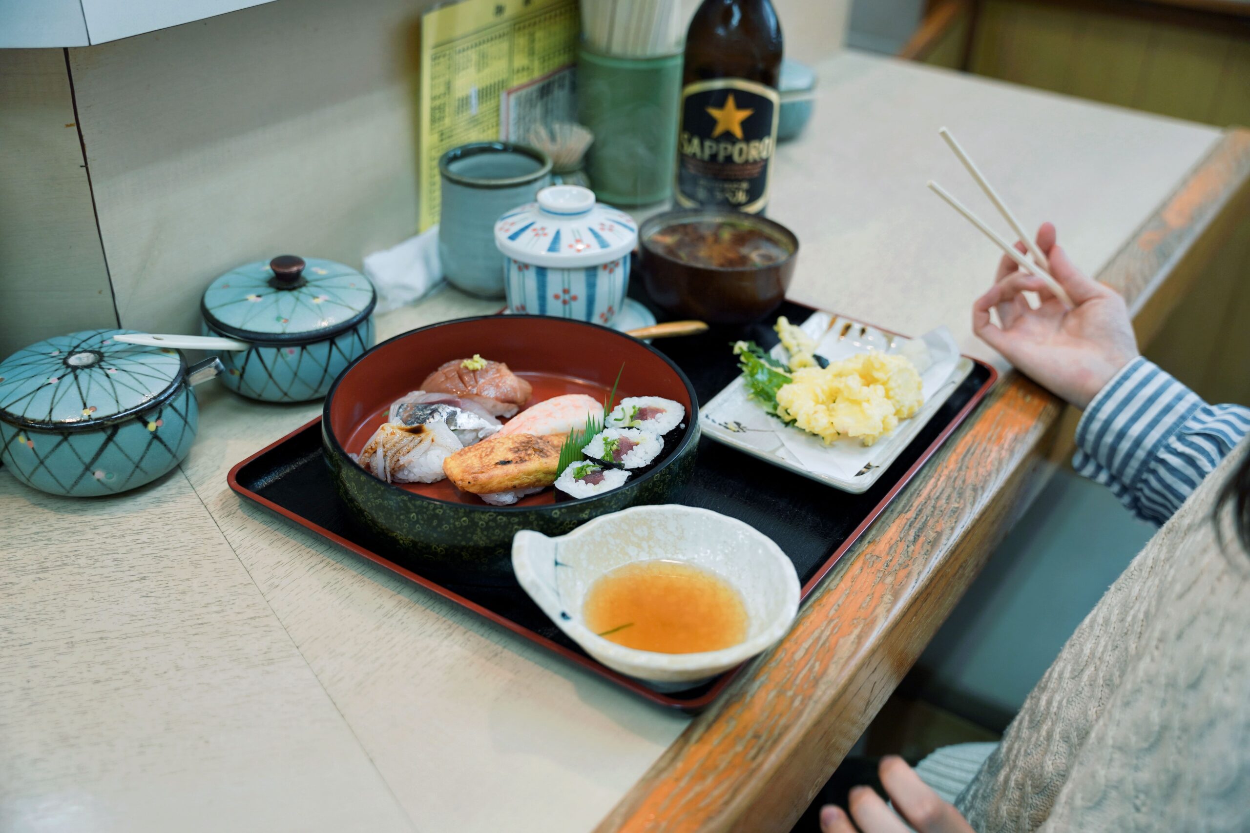 瓶ビールとおまかせ定食