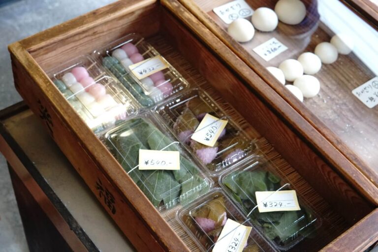餅屋の記憶は、120年の静けさとともに。【笑福堂｜和菓子屋】