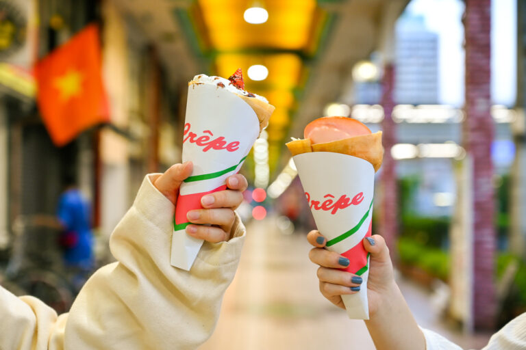 クレープの向こうに、あの頃の布施が見える。【ワゴンボーイ｜クレープ屋】