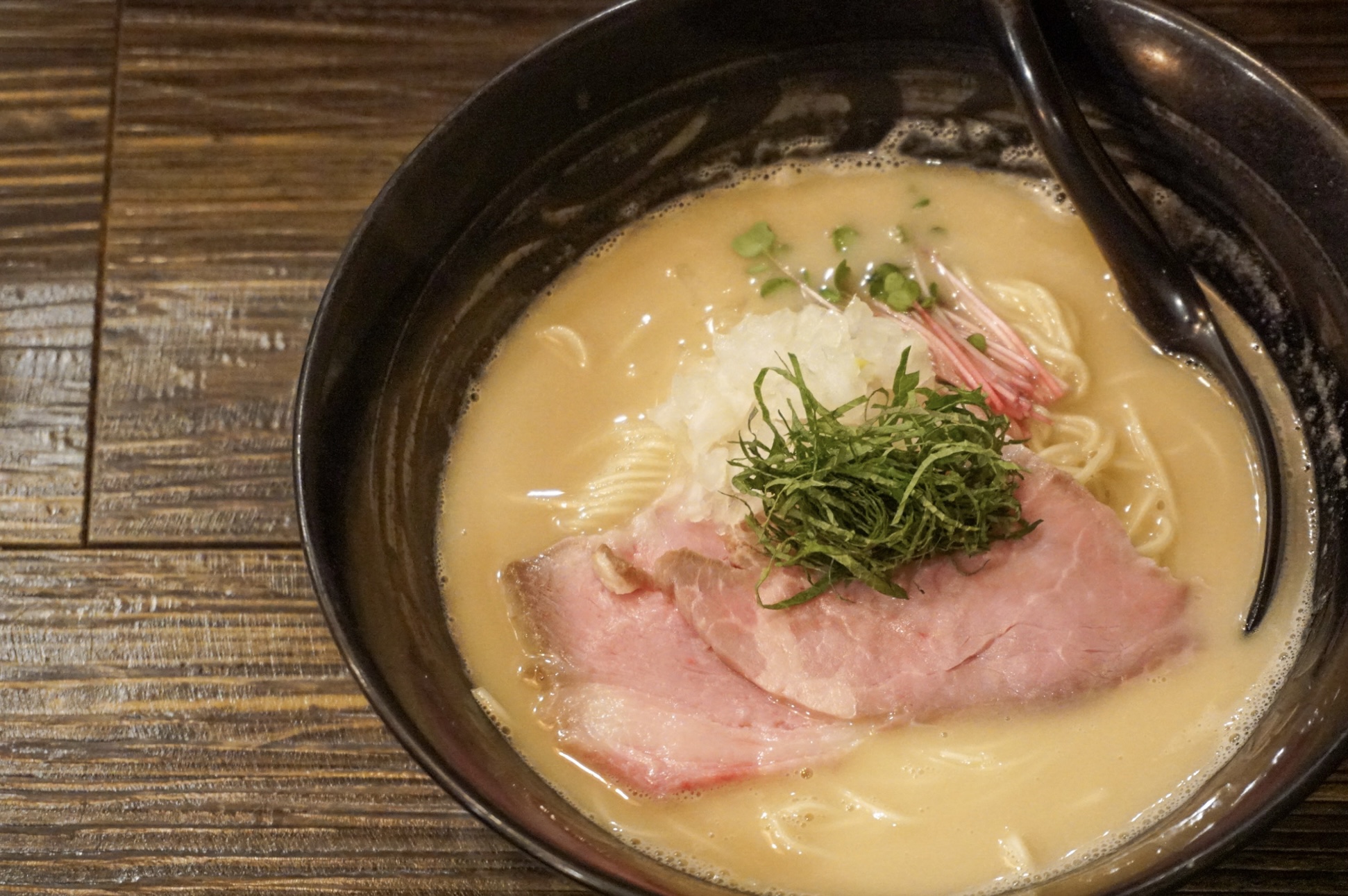 鯛白湯ラーメン