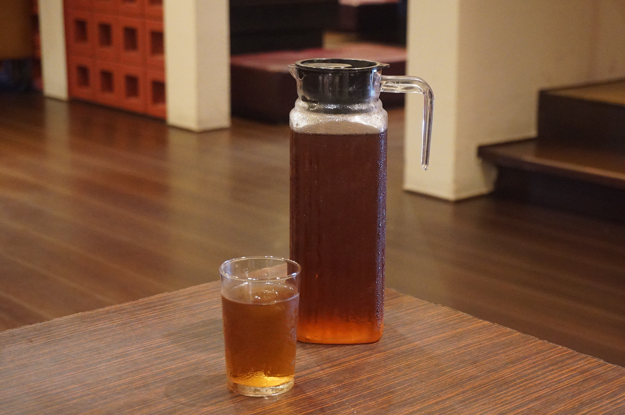 麦茶のピッチャー