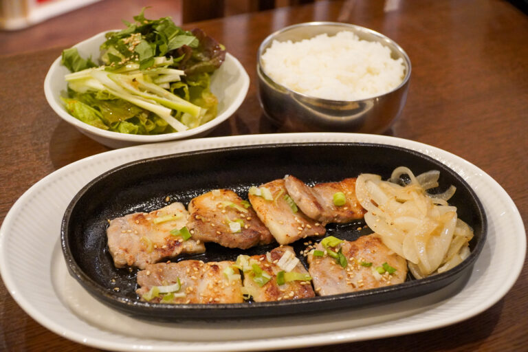家庭の延長にある、もうひとつの食卓。【漢拏（ハンラ）｜韓国料理】