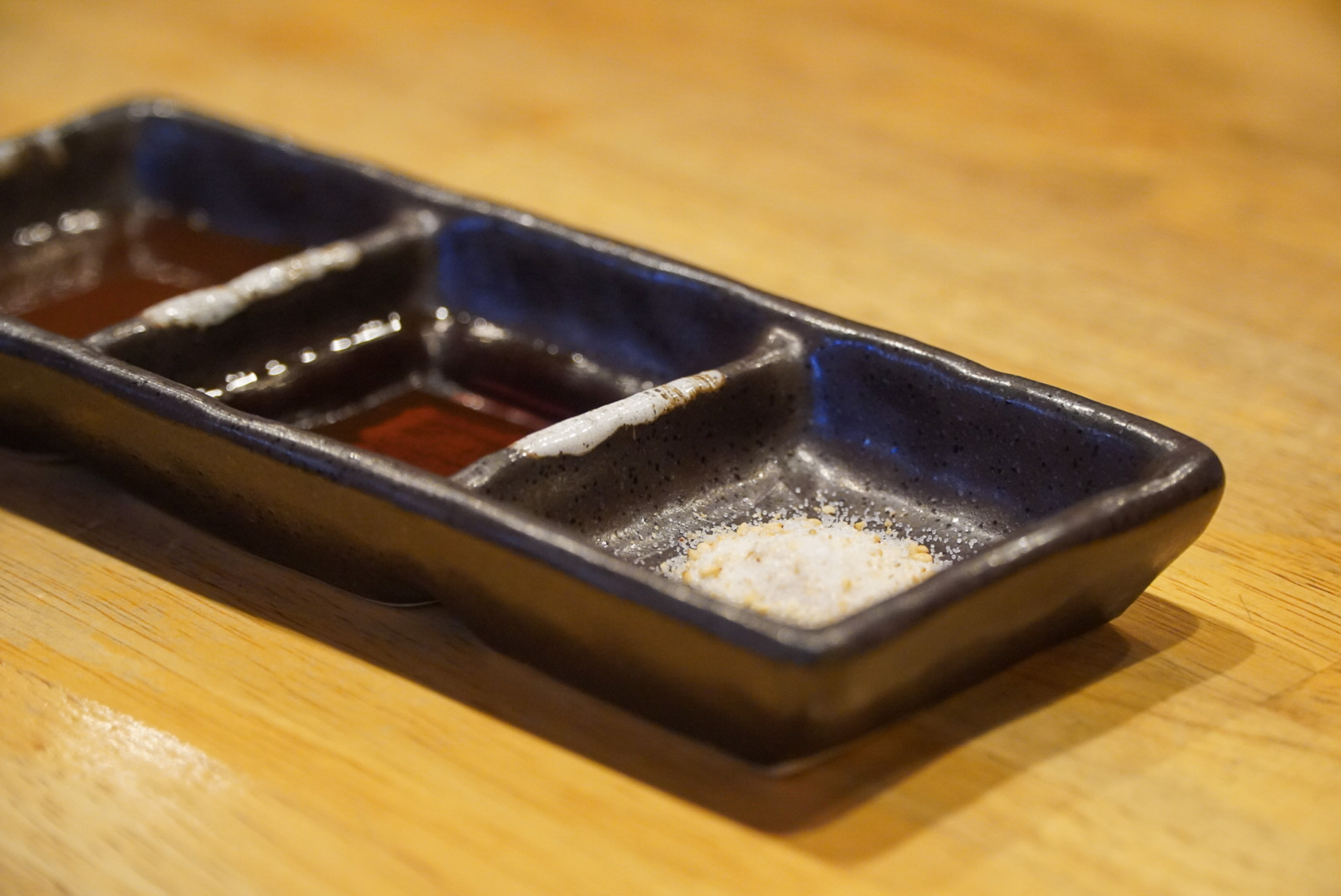 ソース、ポン酢、胡麻塩